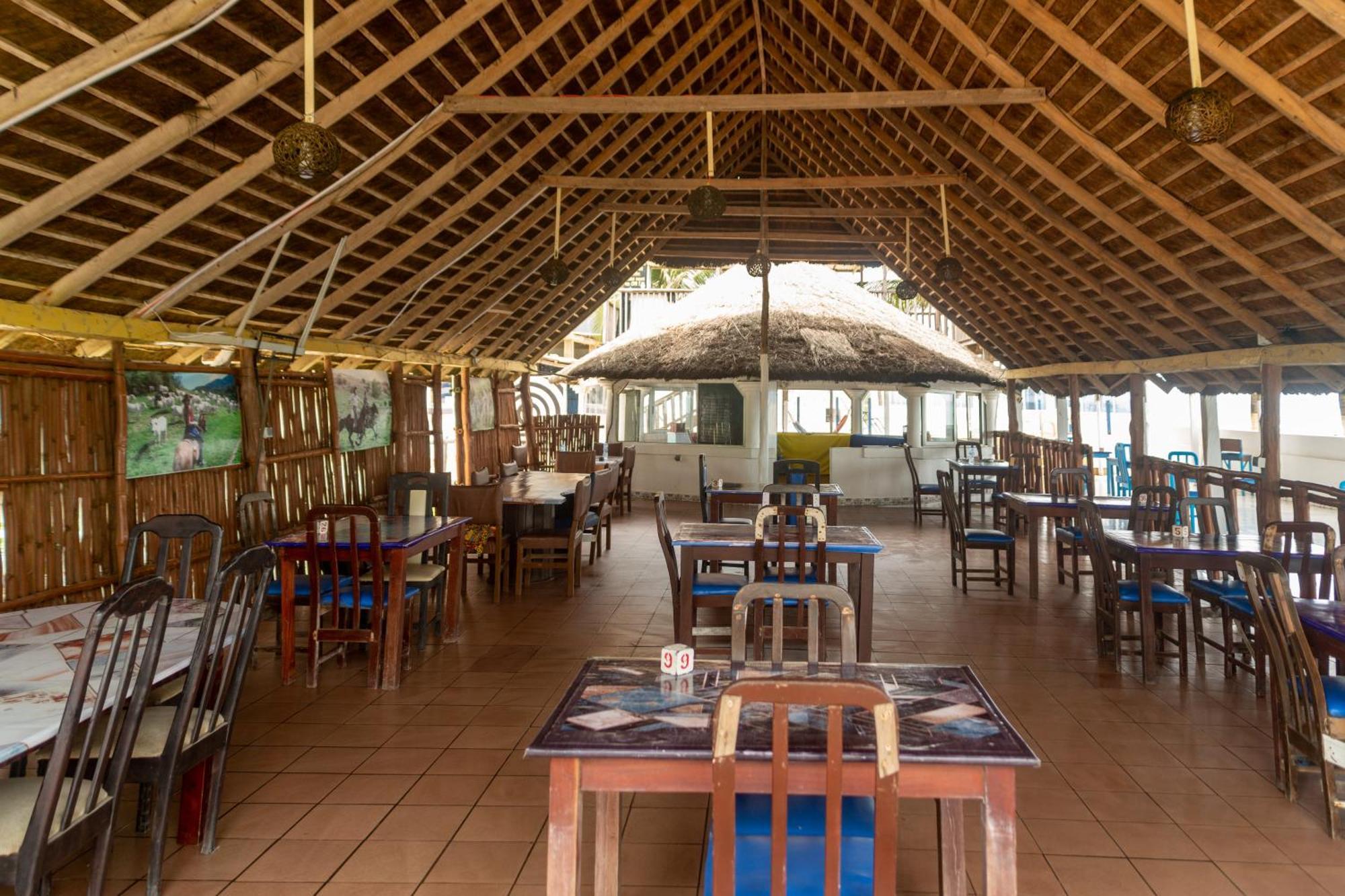 Tahiti Hotel Cotonou Exterior photo